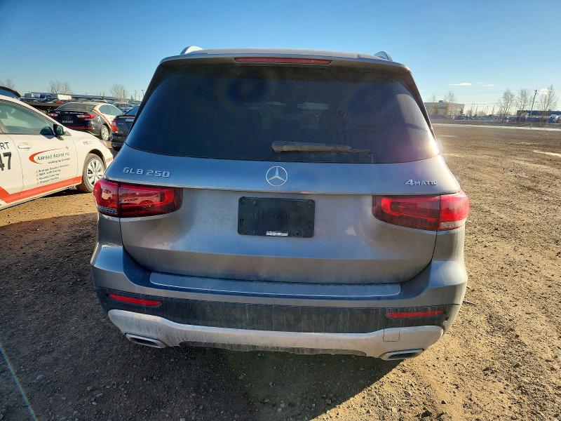 73144105 :رقم المزاد ، W1N4M4HB0MW142508 vin ، 2021 Mercedes-benz Glb مزاد بيع