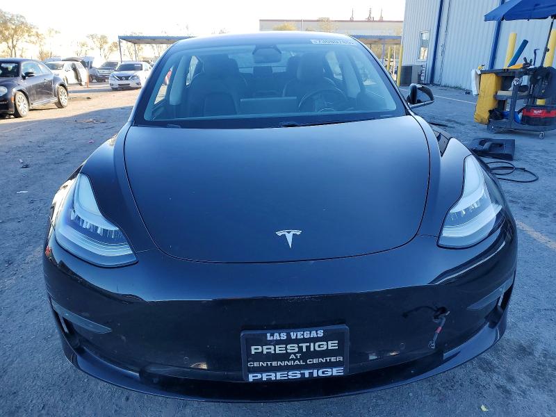 2018 Tesla Model 3 მანქანა იყიდება აუქციონზე, vin: 5YJ3E1EA7JF016088, აუქციონის ნომერი: 73080785