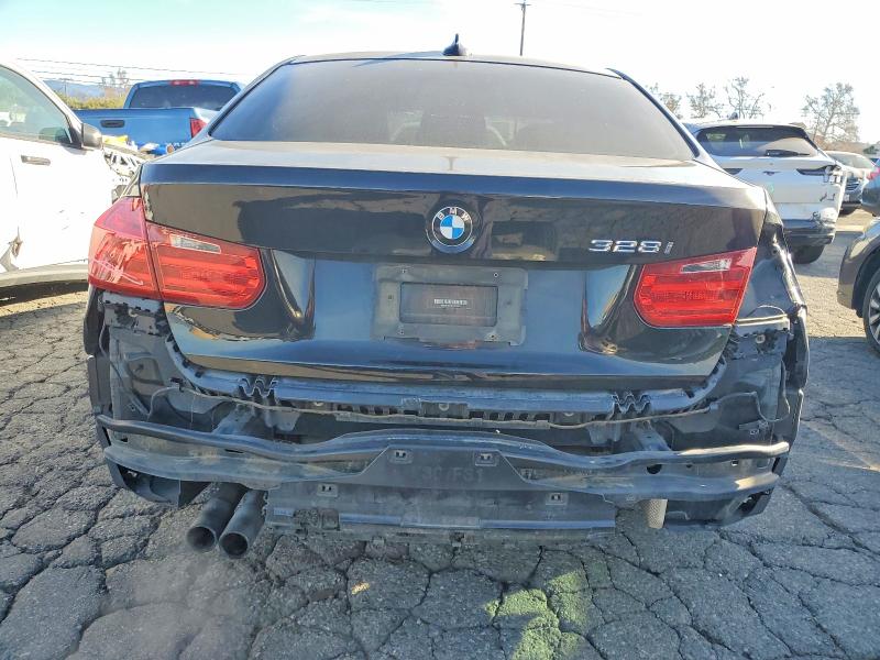 72610455 :رقم المزاد ، WBA3C1C51DF437393 vin ، 2013 Bmw 328 I Sule مزاد بيع