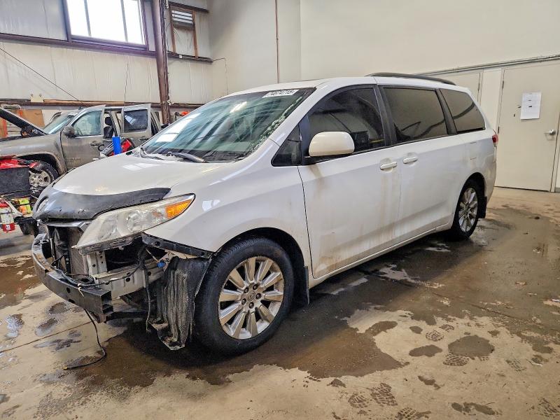 Aukcja sprzedaży 2012 Toyota Sienna, vin: 5TDYK3DC1CS204083, numer aukcji: 74674715