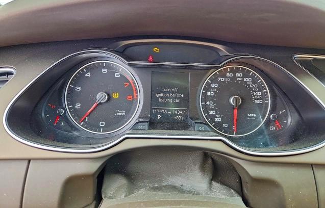 Продажа на аукционе авто 2015 Audi A4, vin: WAUAFAFL0FN018694, номер лота: 99205025