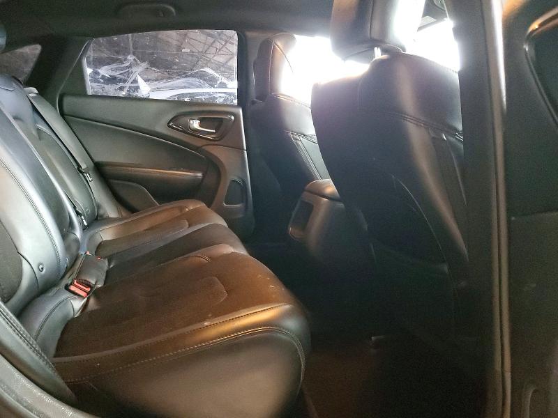 98435455 :رقم المزاد ، 1C3CCCBG7FN677949 vin ، 2015 Chrysler 200 مزاد بيع