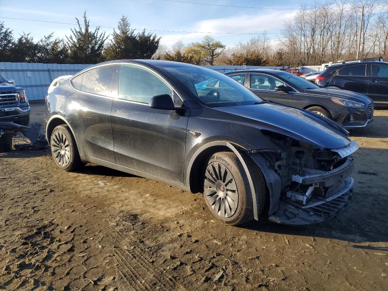 73062775 :رقم المزاد ، 7SAYGDEE8NF376032 vin ، 2022 Tesla Model Y مزاد بيع