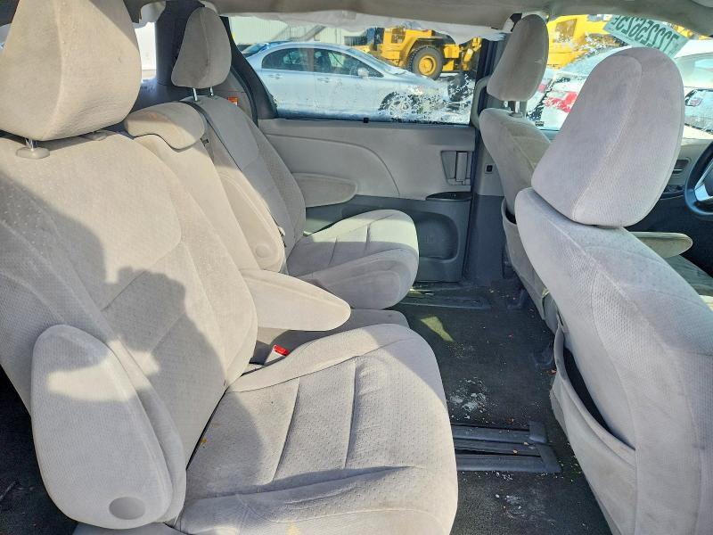 Продажа на аукционе авто 2015 Toyota Sienna, vin: 5TDKK3DC4FS529059, номер лота: 72225625