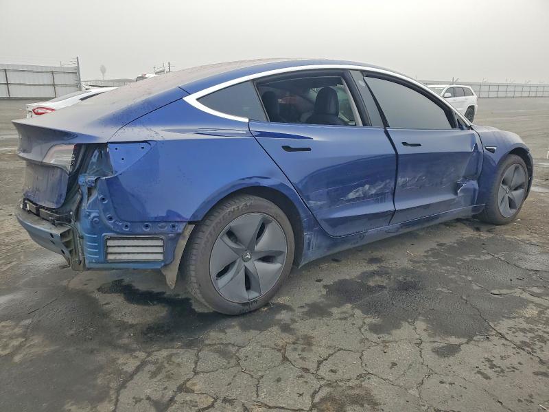 73550555 :رقم المزاد ، 5YJ3E1EA8JF040254 vin ، 2018 Tesla Model 3 مزاد بيع