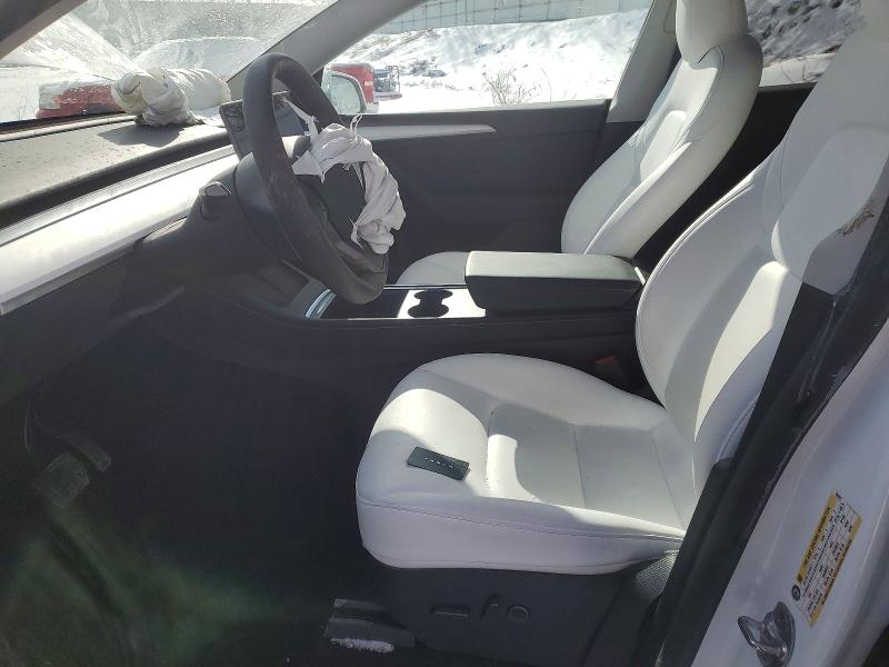 2024 Tesla Model Y მანქანა იყიდება აუქციონზე, vin: 7SAYGDED5RF103322, აუქციონის ნომერი: 74109375