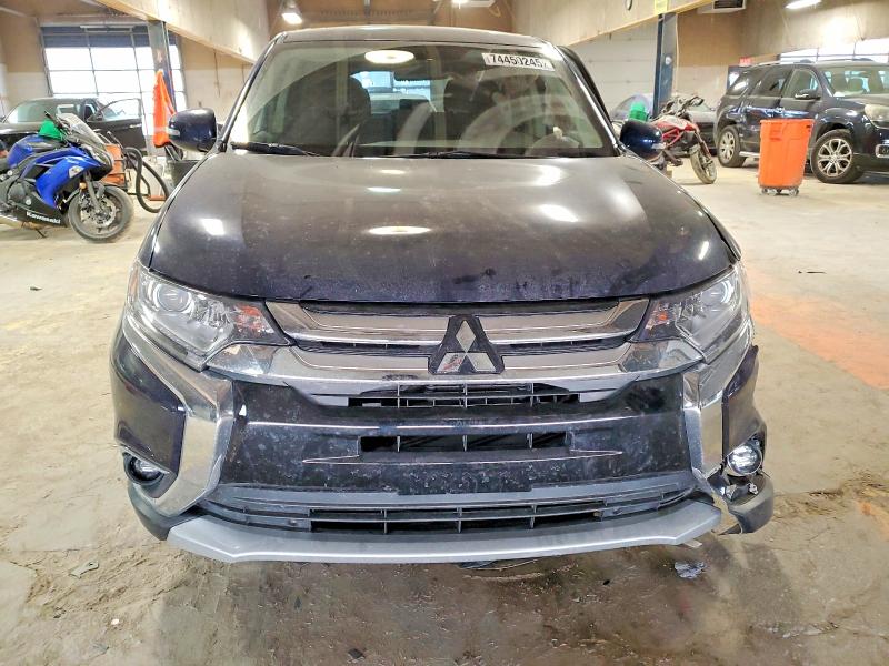 Продаж на аукціоні авто 2018 Mitsubishi Outlander, vin: JA4AD3A33JZ048733, номер лоту: 74450245