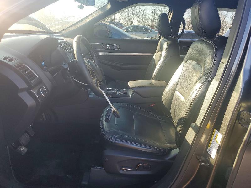 97595595 :رقم المزاد ، 1FM5K8D89JGB52863 vin ، 2018 Ford Explorer مزاد بيع