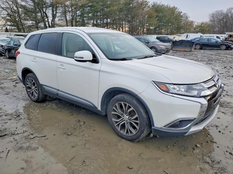 Продаж на аукціоні авто 2016 Mitsubishi Outlander, vin: JA4AD3A32GZ017840, номер лоту: 74240065