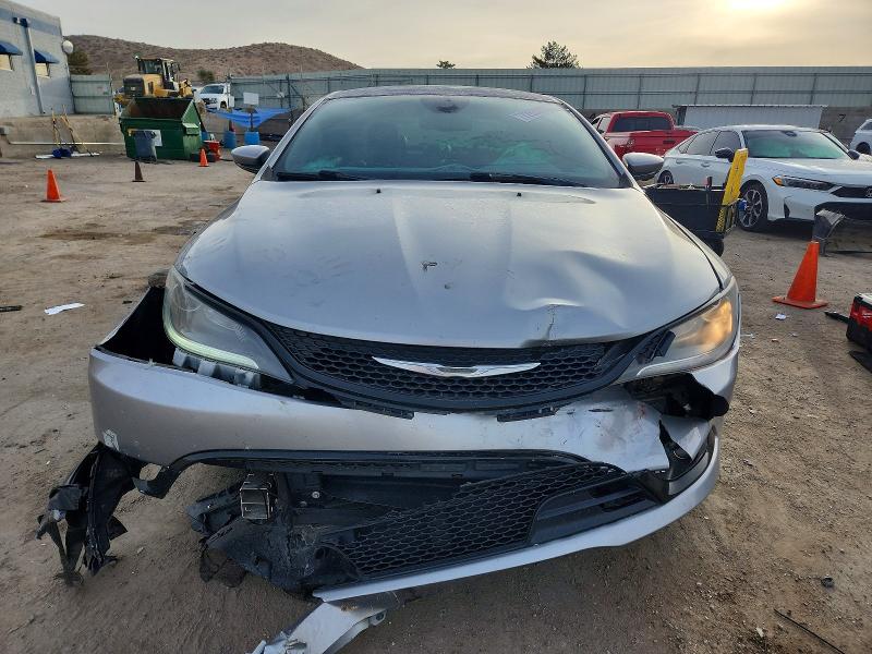 2015 Chrysler 200 მანქანა იყიდება აუქციონზე, vin: 1C3CCCBB3FN561801, აუქციონის ნომერი: 72690805