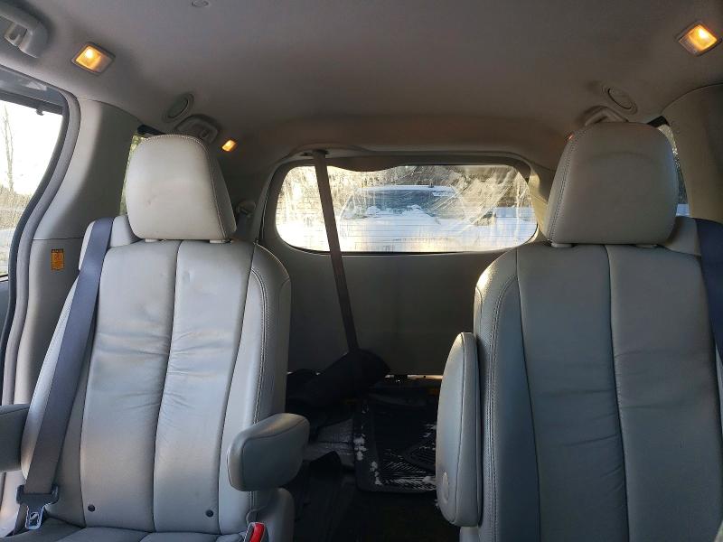 Aukcja sprzedaży 2011 Toyota Sienna, vin: 5TDYK3DC2BS077049, numer aukcji: 72755965