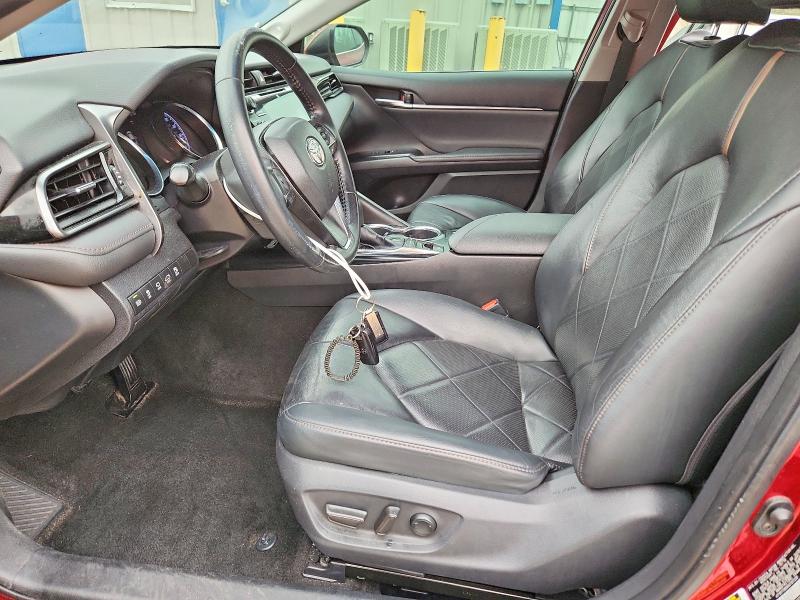 99517745 :رقم المزاد ، 4T1B11HK8KU707338 vin ، 2019 Toyota Camry مزاد بيع