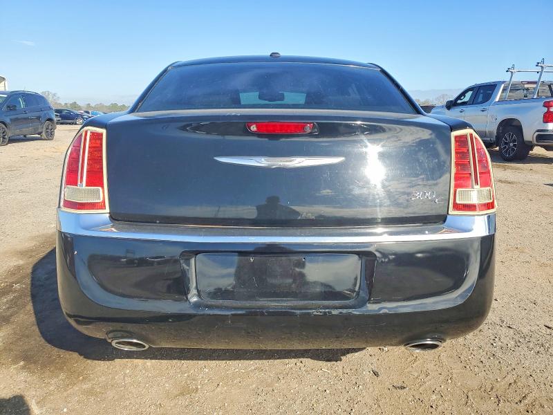 73593555 :رقم المزاد ، 2C3CCAET5DH585144 vin ، 2013 Chrysler 300c مزاد بيع