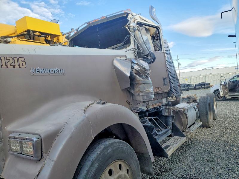 Продажа на аукционе авто 2001 Kenworth Construction, vin: 1XKWDB9X31J881917, номер лота: 74577675