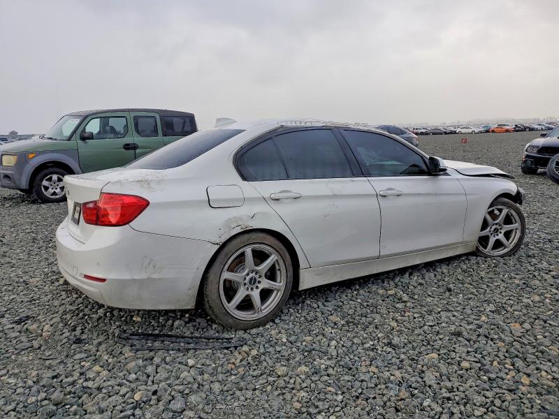 Продаж на аукціоні авто 2015 Bmw 320 I Xdrive, vin: WBA3C3G54FNT52224, номер лоту: 97031835