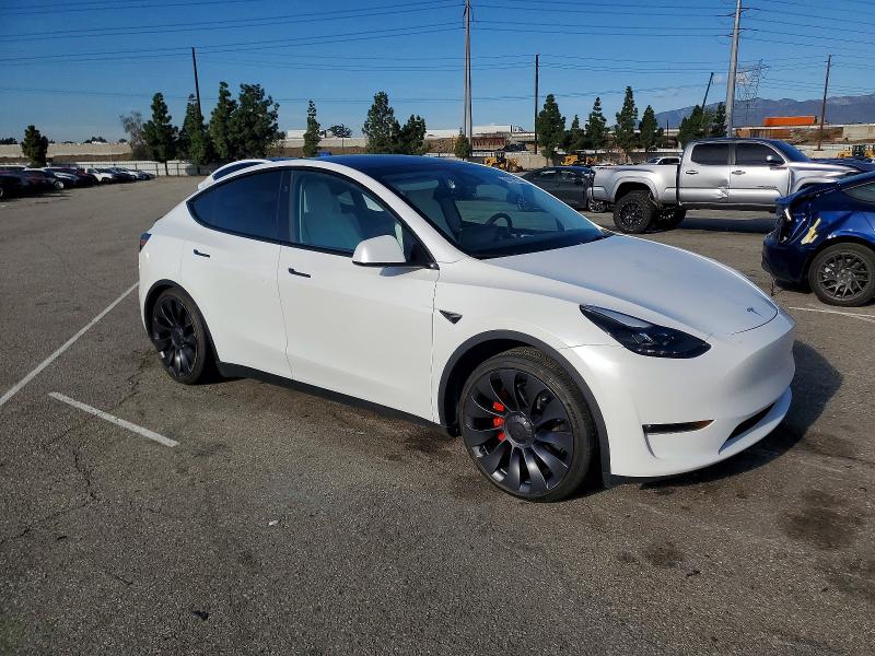 99717975 :رقم المزاد ، 7SAYGDEF3RF166579 vin ، 2024 Tesla Model Y مزاد بيع