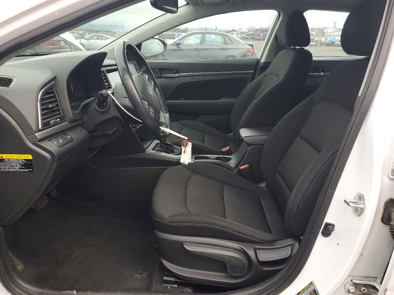 99556745 :رقم المزاد ، 5NPD84LF2JH300421 vin ، 2018 Hyundai Elantra Se مزاد بيع