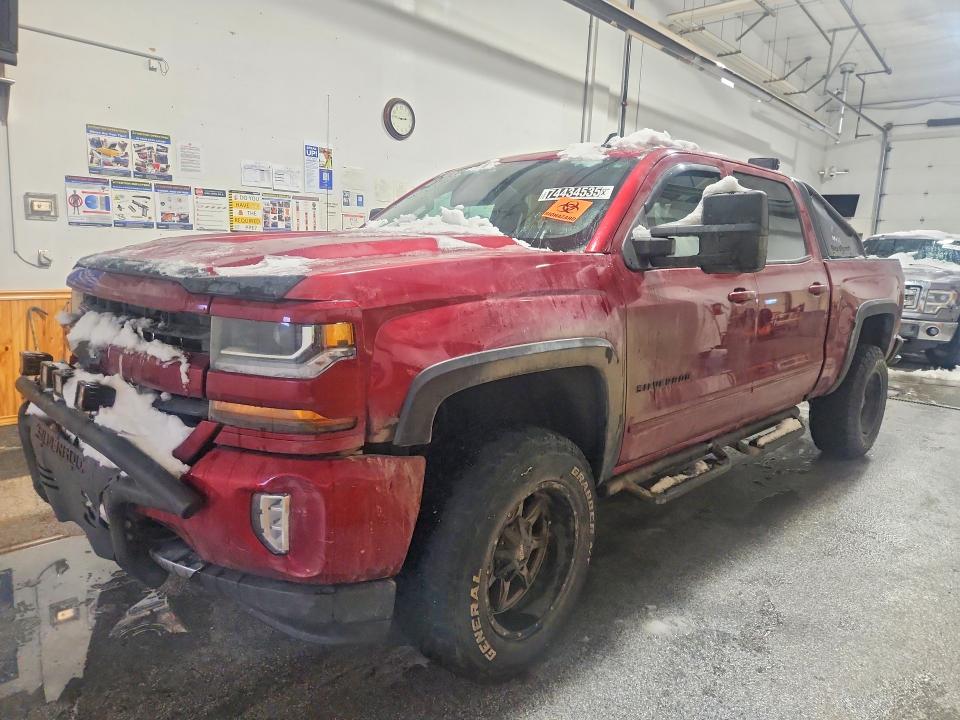 Продаж на аукціоні авто 2018 Chevrolet Silverado, vin: 3GCUKREC2JG608974, номер лоту: 74434535