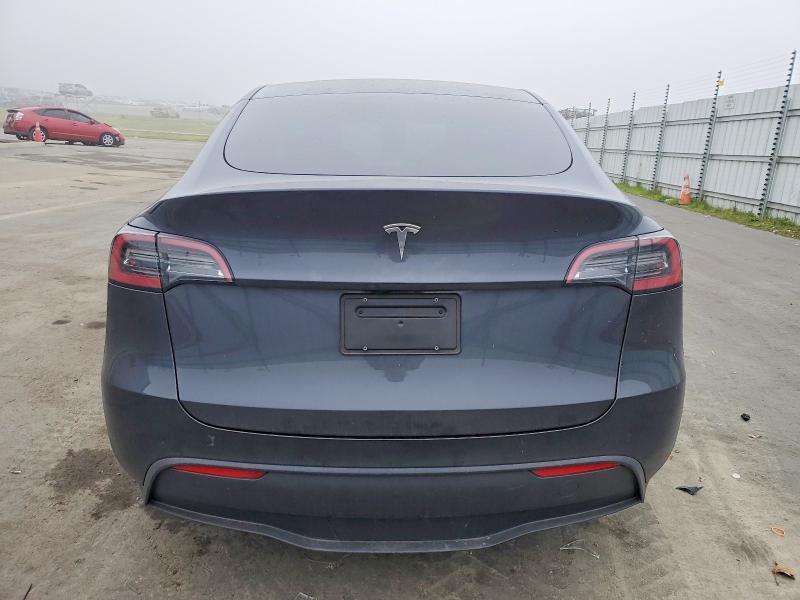2024 Tesla Model Y მანქანა იყიდება აუქციონზე, vin: 7SAYGDED0RF121159, აუქციონის ნომერი: 73942855