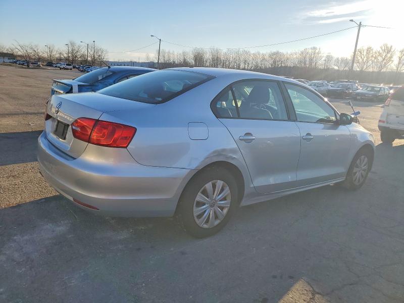 Продажа на аукционе авто 2014 Volkswagen Jetta, vin: 3VW2K7AJXEM255498, номер лота: 72846355