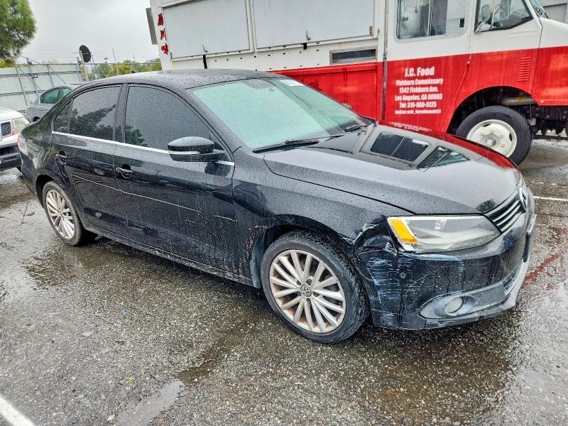 Продаж на аукціоні авто 2014 Volkswagen Jetta, vin: 3VWL17AJ0EM300729, номер лоту: 98314765