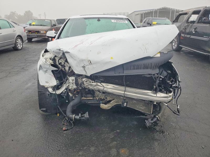 Aukcja sprzedaży 2015 Audi A4, vin: WAUFFAFL4FN004366, numer aukcji: 73694435
