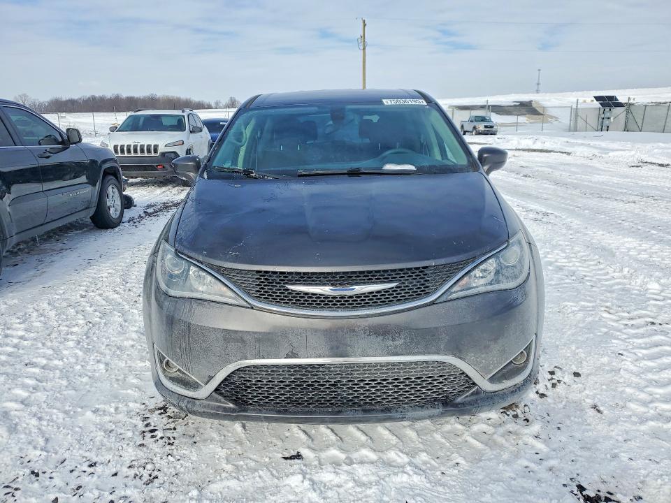 Продаж на аукціоні авто 2018 Chrysler Pacifica, vin: 2C4RC1FG3JR126028, номер лоту: 75036195