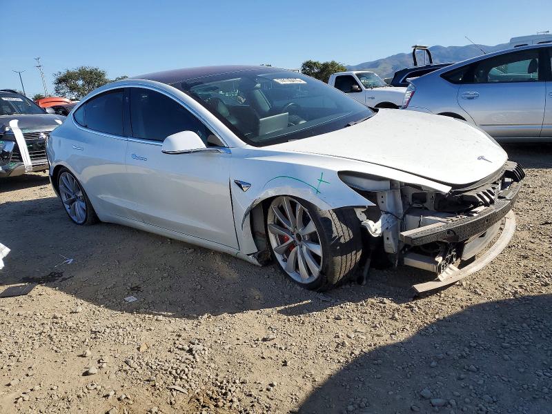 2017 Tesla Model 3 მანქანა იყიდება აუქციონზე, vin: 5YJ3E1EA4HF001087, აუქციონის ნომერი: 74110415