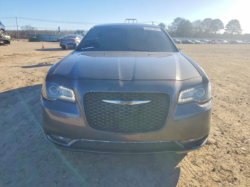 Продажа на аукционе авто 2019 Chrysler 300, vin: 2C3CCABG0KH542366, номер лота: 92391485
