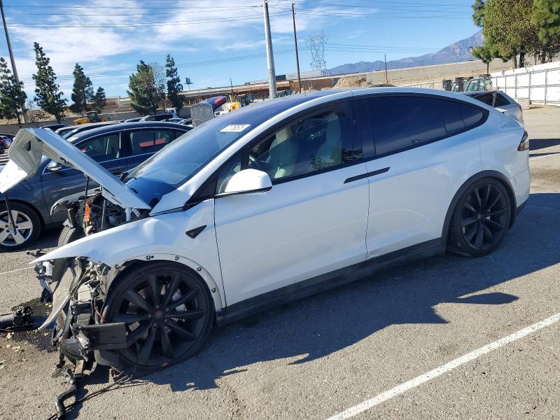Продажа на аукционе авто 2018 Tesla Model X, vin: 5YJXCBE23JF121846, номер лота: 72753575
