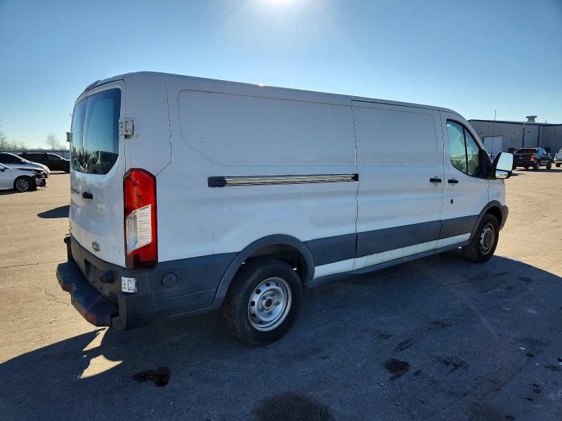 58230856 :رقم المزاد ، 1FTNE2YG1FKA43585 vin ، 2015 Ford Transit مزاد بيع