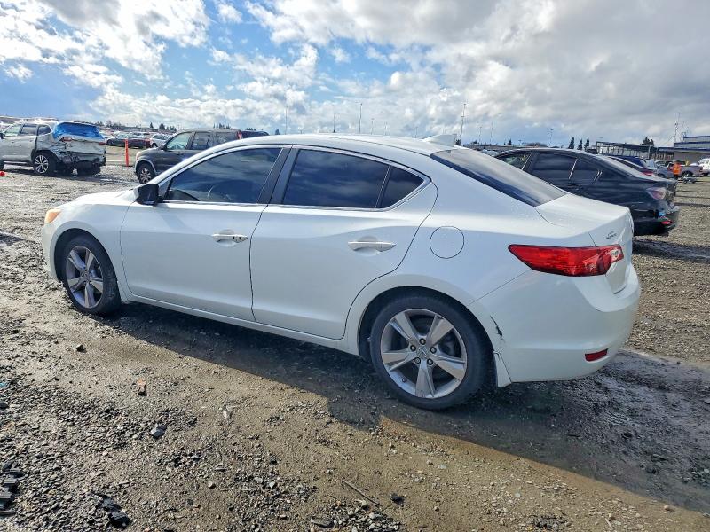 2013 Acura Ilx მანქანა იყიდება აუქციონზე, vin: 19VDE1F59DE011435, აუქციონის ნომერი: 99159685