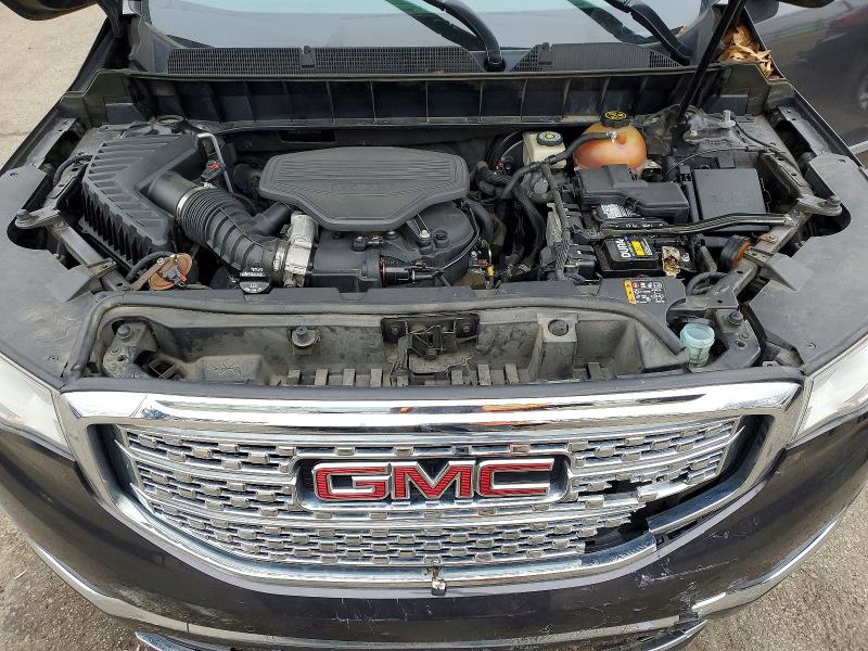 72166315 :رقم المزاد ، 1GKKNPLS2HZ272240 vin ، 2017 Gmc Acadia مزاد بيع