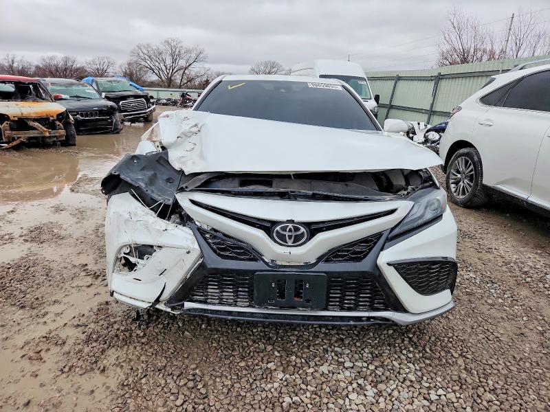 Продажа на аукционе авто 2021 Toyota Camry Xse, vin: 4T1K61BK4MU044234, номер лота: 98659855