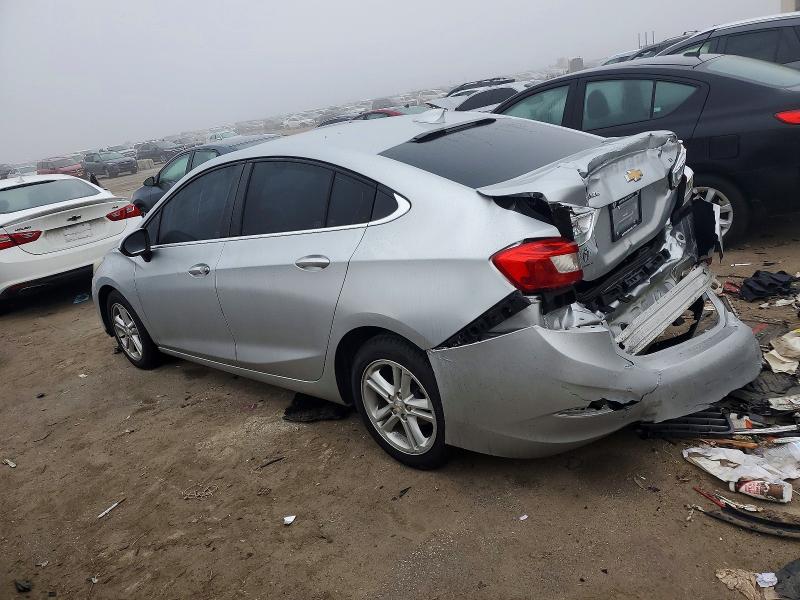 98370575 :رقم المزاد ، 1G1BE5SM1J7141829 vin ، 2018 Chevrolet Cruze مزاد بيع