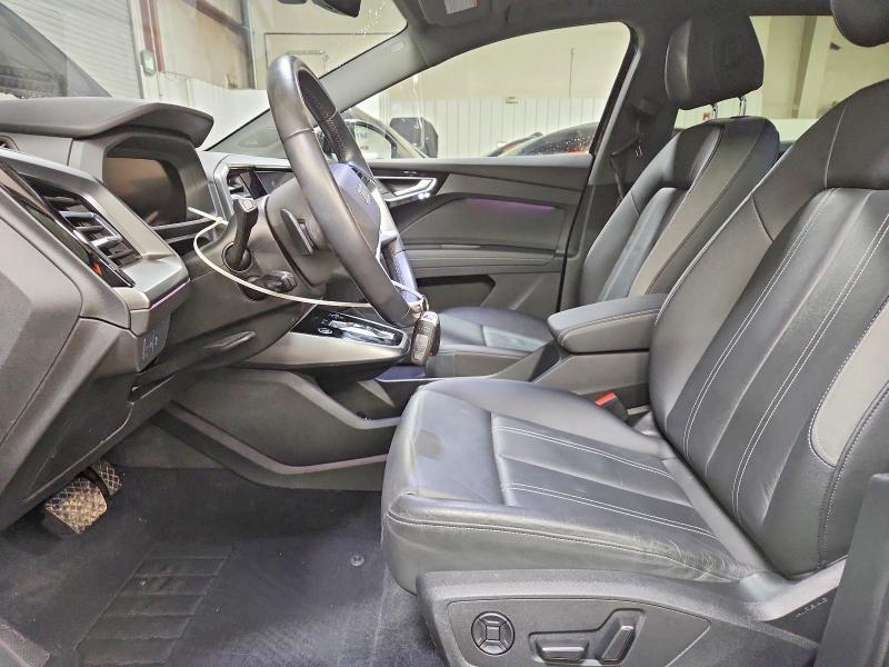 73087935 :رقم المزاد ، WA1J2BFZ8NP042084 vin ، 2022 Audi Q4 E-tron مزاد بيع