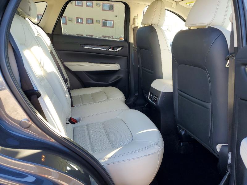 Продаж на аукціоні авто 2019 Mazda Cx-5, vin: JM3KFADMXK1670346, номер лоту: 98889385