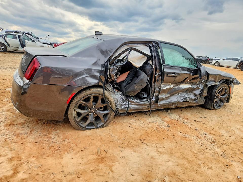 74325545 :رقم المزاد ، 2C3CCABGXPH679659 vin ، 2023 Chrysler 300 مزاد بيع