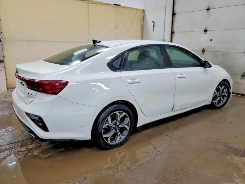 2019 Kia Forte მანქანა იყიდება აუქციონზე, vin: 3KPF24AD7KE075740, აუქციონის ნომერი: 98071295