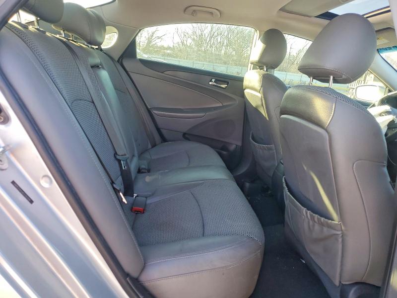 73370425 :رقم المزاد ، 5NPEC4AB9CH397896 vin ، 2012 Hyundai Sonata مزاد بيع