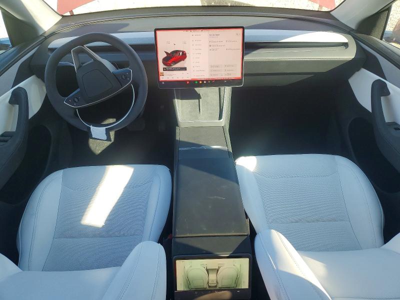 2026 Tesla Model Y მანქანა იყიდება აუქციონზე, vin: 7SAYGDED4TF400363, აუქციონის ნომერი: 99803865