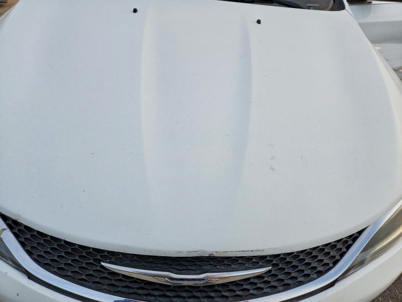 72238695 :رقم المزاد ، 1C3CCCAB8GN165771 vin ، 2016 Chrysler 200 مزاد بيع