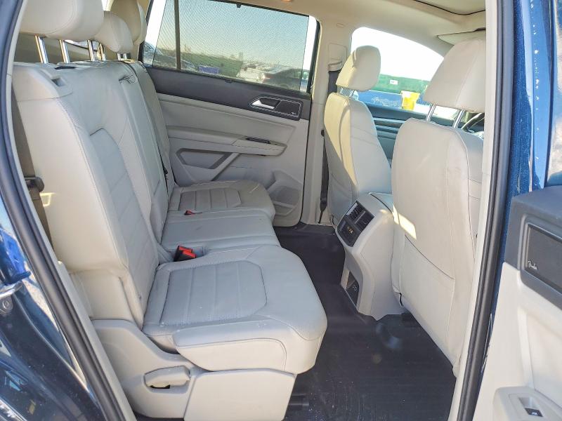 74744115 :رقم المزاد ، 1V2NR2CA9JC514018 vin ، 2018 Volkswagen Atlas Sel مزاد بيع