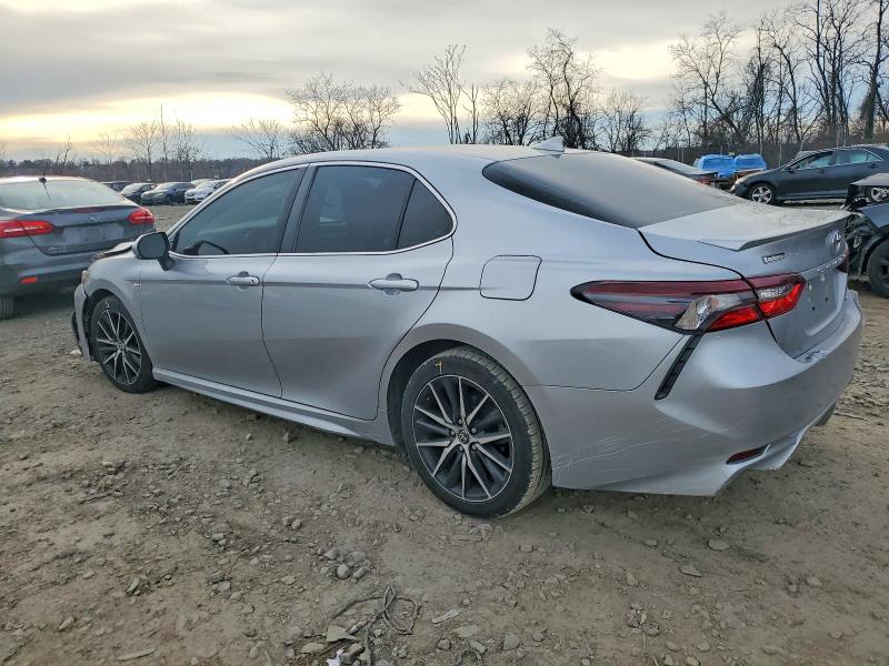 Продажа на аукционе авто 2022 Toyota Camry, vin: 4T1G11AK5NU636975, номер лота: 98307605