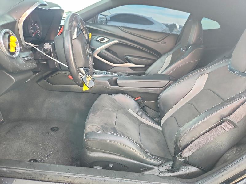 72586755 :رقم المزاد ، 1G1FH1R78H0160222 vin ، 2017 Chevrolet Camaro مزاد بيع