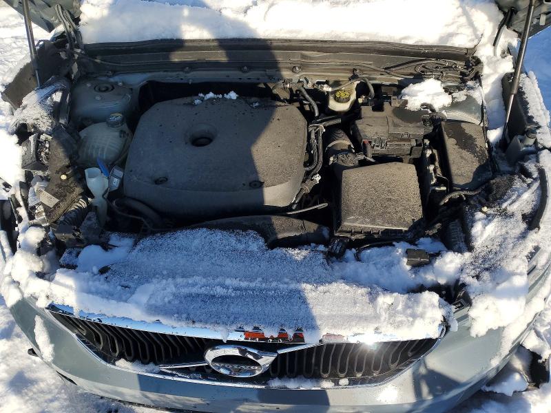 2020 Volvo Xc40 T5 Mo მანქანა იყიდება აუქციონზე, vin: YV4162UK3L2174421, აუქციონის ნომერი: 73090905