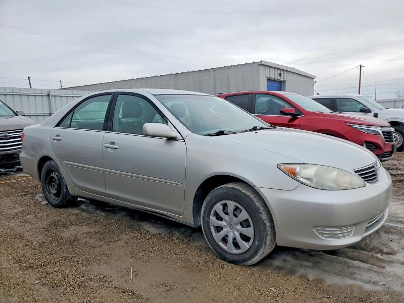 94770205 :رقم المزاد ، 4T1BE32K95U507758 vin ، 2005 Toyota Camry مزاد بيع