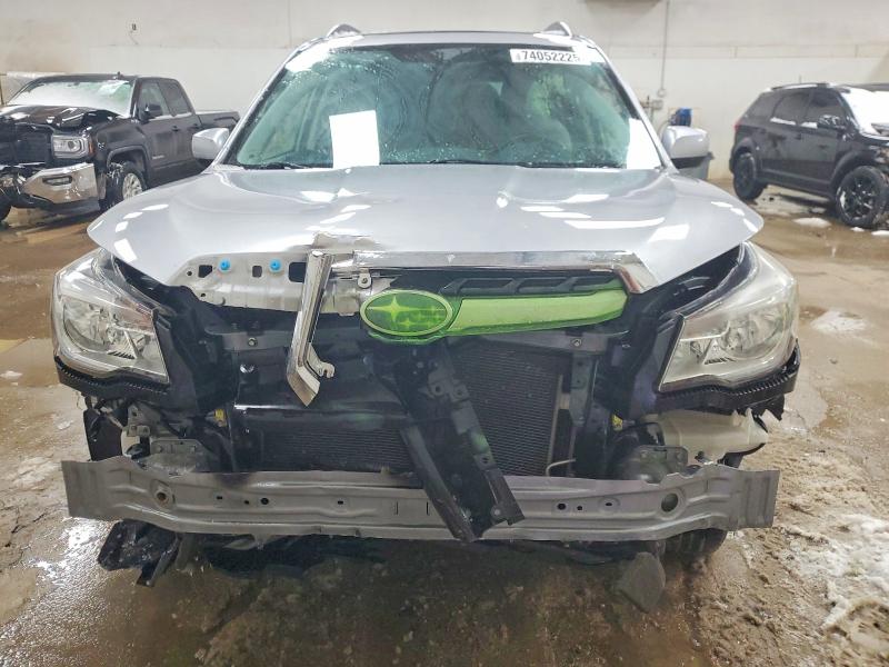 74052225 :رقم المزاد ، JF2SJADC6JH529280 vin ، 2018 Subaru Forester مزاد بيع