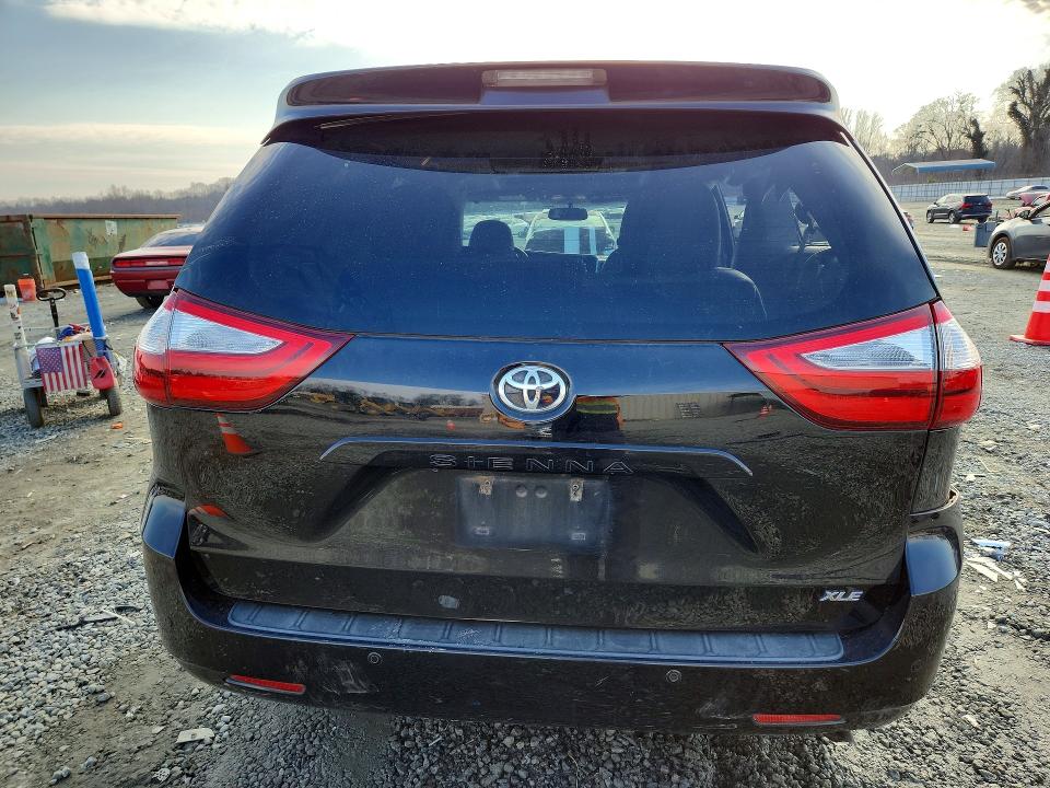 75649965 :رقم المزاد ، 5TDYK3DC3GS729958 vin ، 2016 Toyota Sienna Xle مزاد بيع