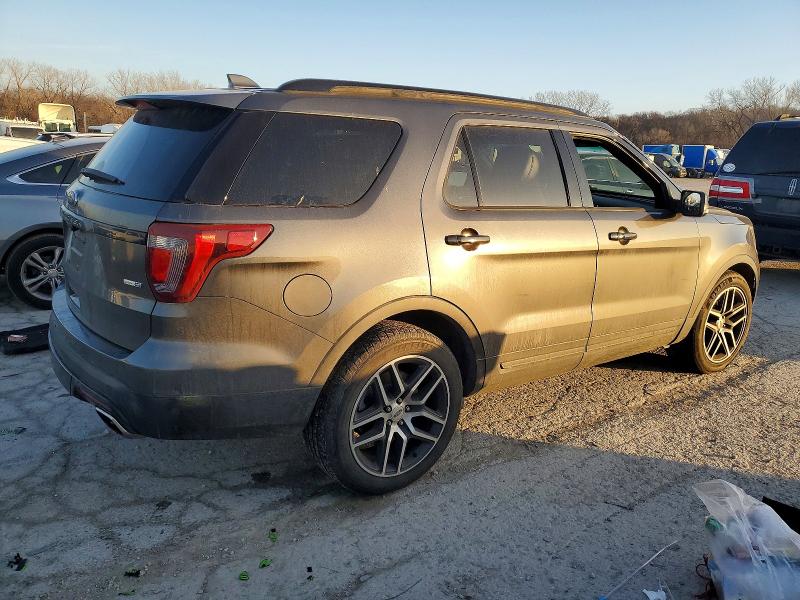 98214065 :رقم المزاد ، 1FM5K8GT6HGB05946 vin ، 2017 Ford Explorer مزاد بيع